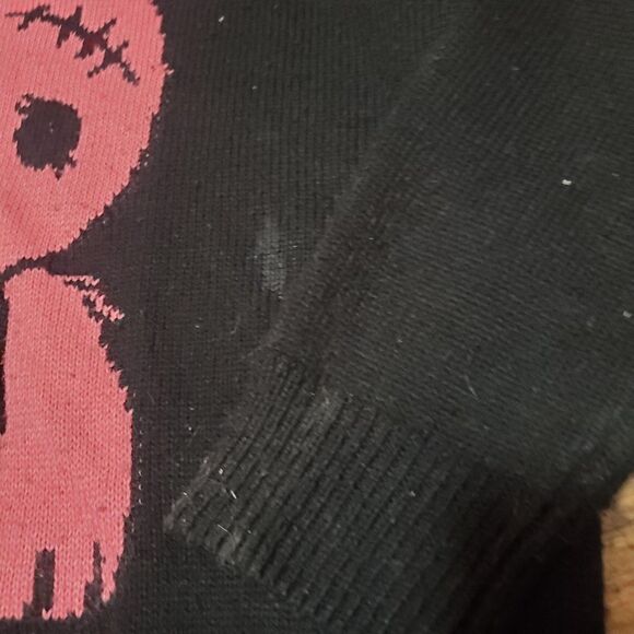 Used Romwe black and pink sweater with a cartoon/anime bear size small - Picture 3 of 6